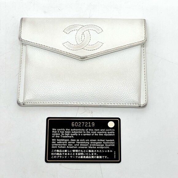 CHANEL Authentic White Caviar Leather Logo Wallet - Picture 15 of 15